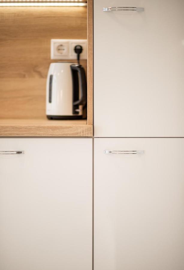 Jegmadar & Fekete Golya Apartmanok Mosonmagyaróvár Eksteriør bilde