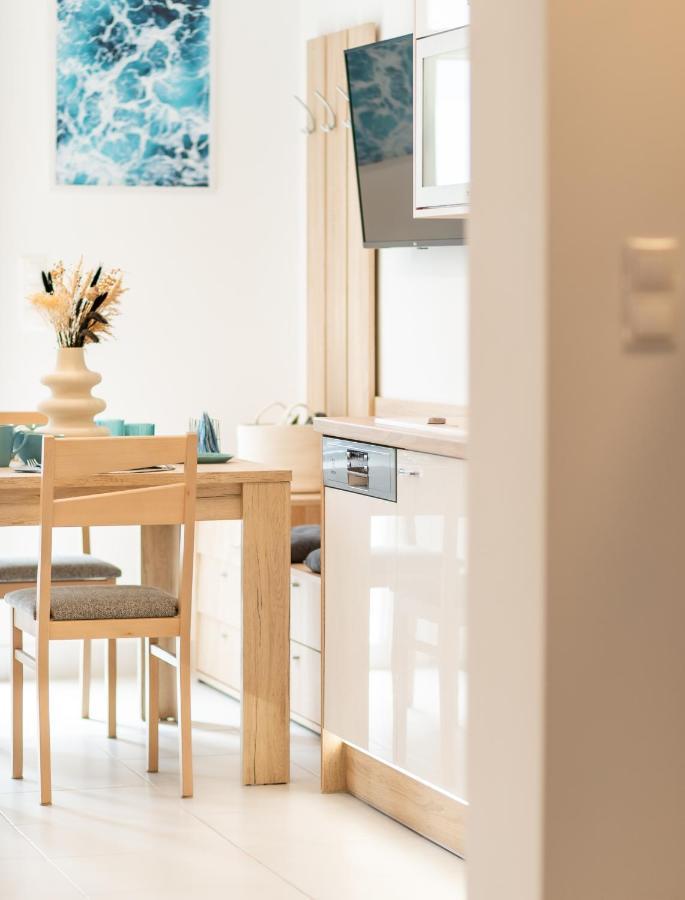 Jegmadar & Fekete Golya Apartmanok Mosonmagyaróvár Eksteriør bilde
